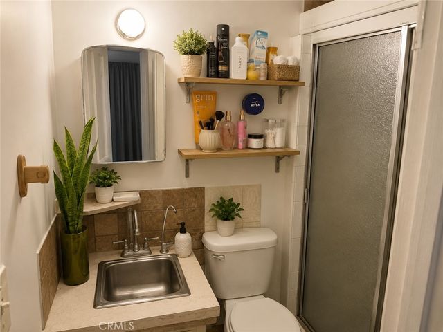 6322 Eastern Avenue, Bell Gardens, CA 90201