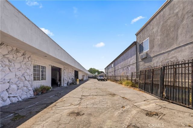 6322 Eastern Avenue, Bell Gardens, CA 90201