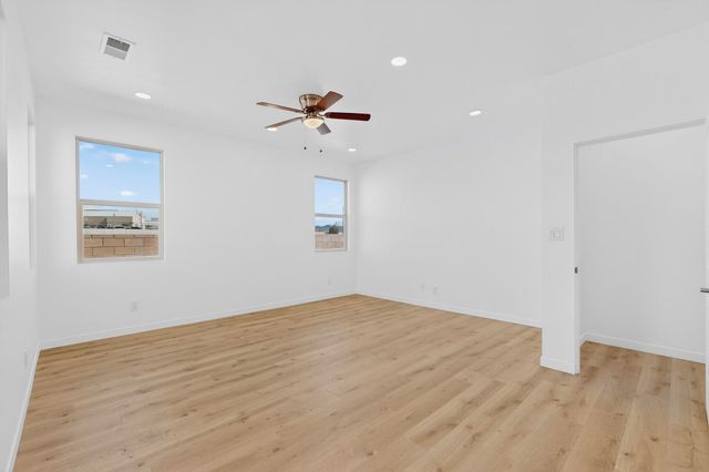 2645 Kates Way, Santa Fe, NM 87507