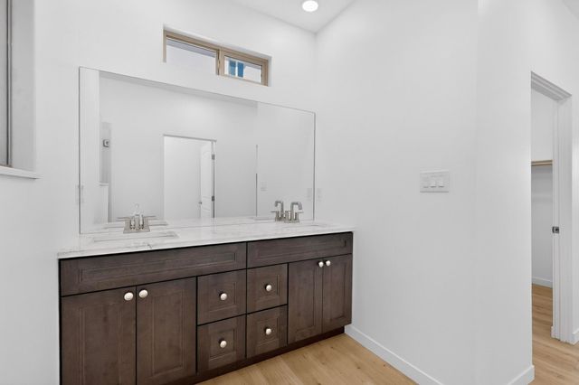 2645 Kates Way, Santa Fe, NM 87507