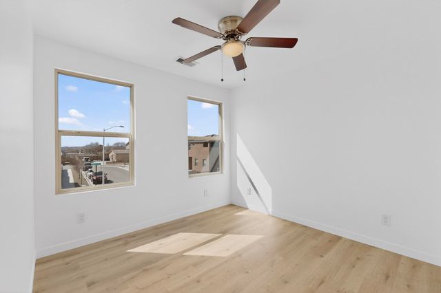 2645 Kates Way, Santa Fe, NM 87507