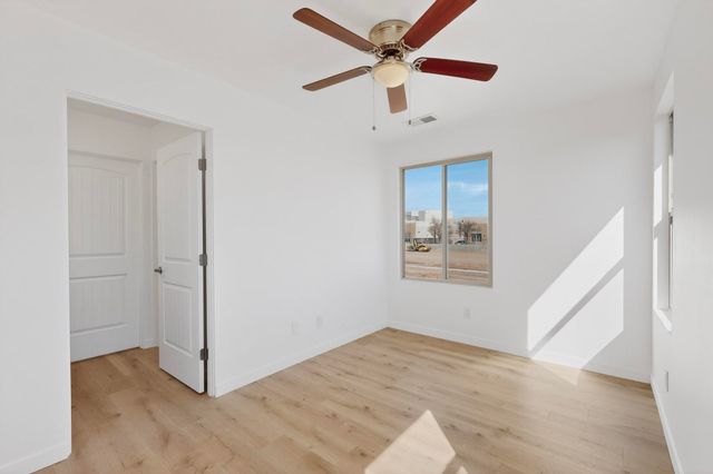 2645 Kates Way, Santa Fe, NM 87507