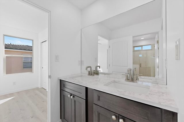 2645 Kates Way, Santa Fe, NM 87507