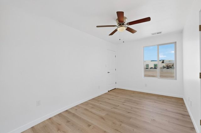 2645 Kates Way, Santa Fe, NM 87507