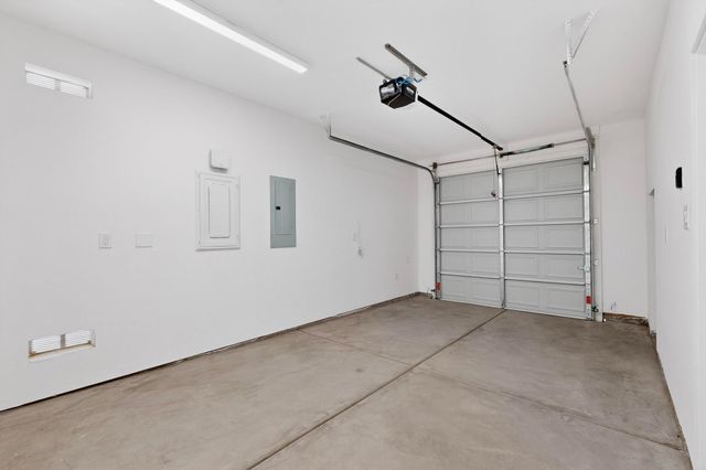 2645 Kates Way, Santa Fe, NM 87507