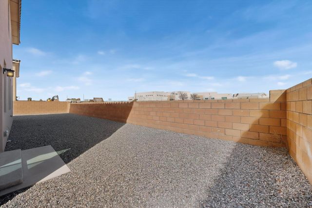 2645 Kates Way, Santa Fe, NM 87507