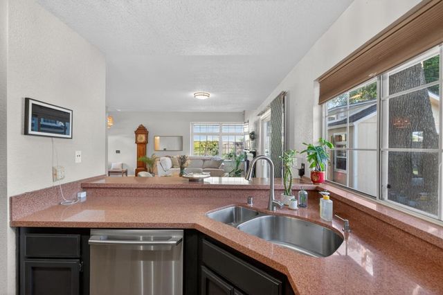 7611 Sunset Ave, Fair Oaks, CA 95628