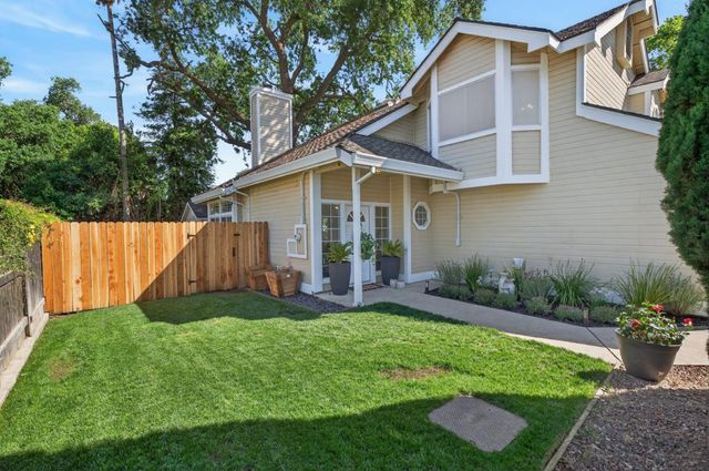 7611 Sunset Ave, Fair Oaks, CA 95628