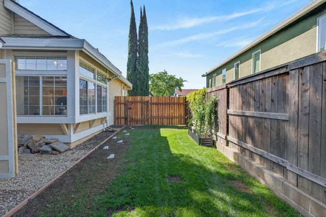 7611 Sunset Ave, Fair Oaks, CA 95628