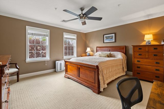 121 Revere St G, Canton, MA 02021