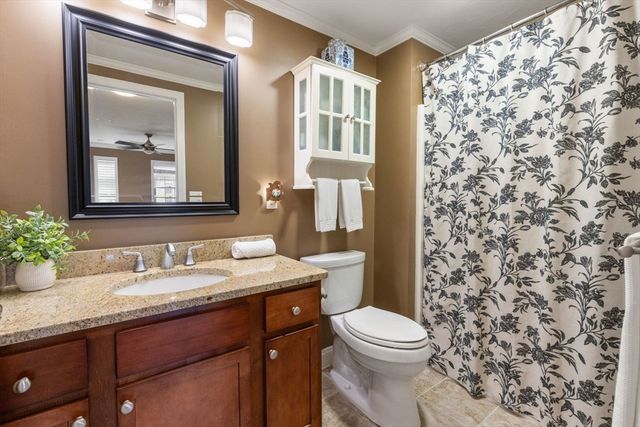 121 Revere St G, Canton, MA 02021