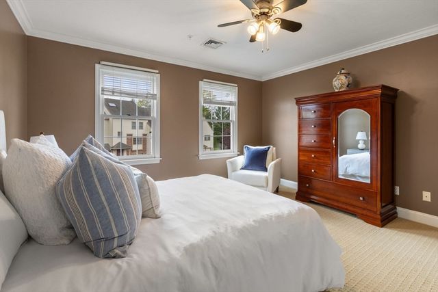 121 Revere St G, Canton, MA 02021