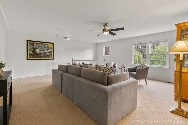 121 Revere St G, Canton, MA 02021