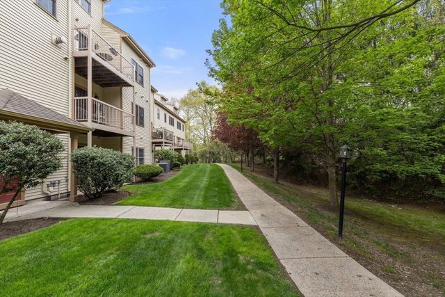 121 Revere St G, Canton, MA 02021