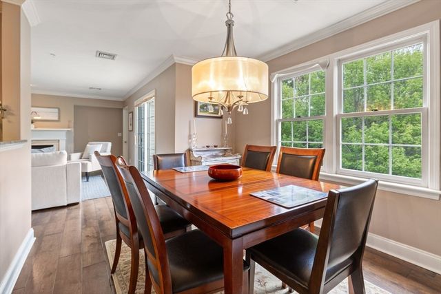 121 Revere St G, Canton, MA 02021