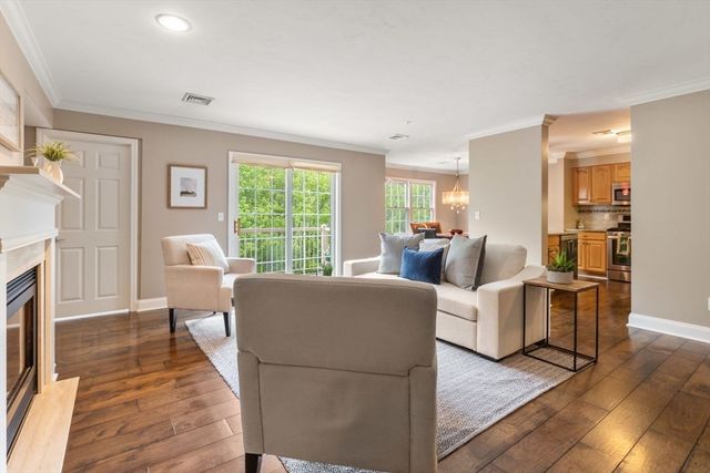 121 Revere St G, Canton, MA 02021