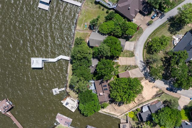 513 Winding Shore Drive, Tool, TX 75143