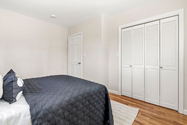 500 Franklin St, Wrentham, MA 02093