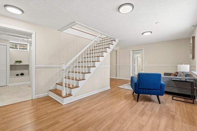 500 Franklin St, Wrentham, MA 02093