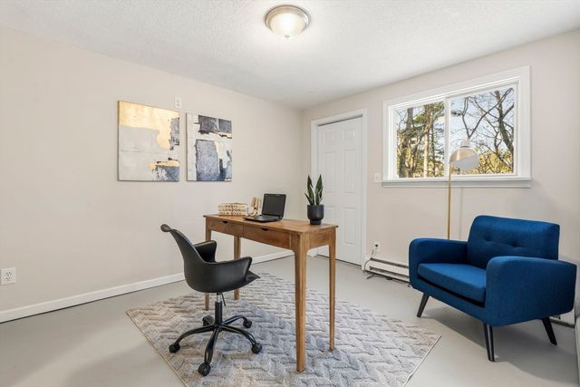 500 Franklin St, Wrentham, MA 02093