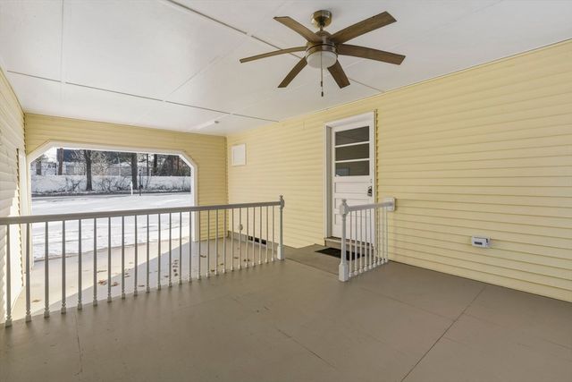 500 Franklin St, Wrentham, MA 02093