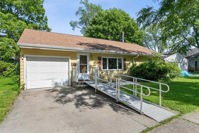 1124 WISCONSIN COURT, Appleton, WI 54911