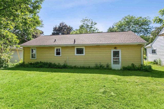 1124 WISCONSIN COURT, Appleton, WI 54911