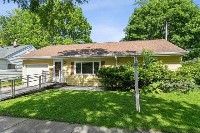 1124 WISCONSIN COURT, Appleton, WI 54911