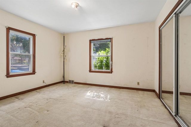 1124 WISCONSIN COURT, Appleton, WI 54911