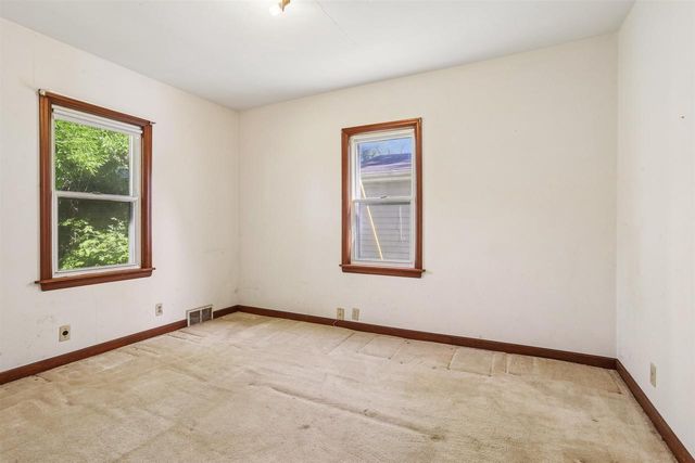 1124 WISCONSIN COURT, Appleton, WI 54911
