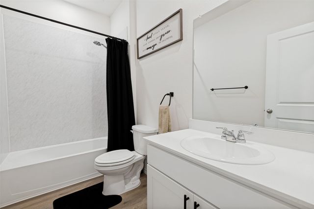 2303 Peregrine Way, Crandall, TX 75114