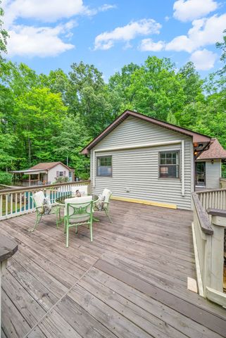 1844 Hogue Rd, Clarksville, TN 37040