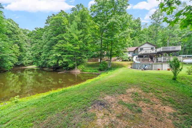 1844 Hogue Rd, Clarksville, TN 37040