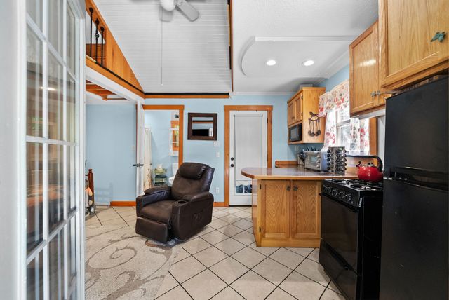 1844 Hogue Rd, Clarksville, TN 37040