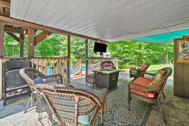 1844 Hogue Rd, Clarksville, TN 37040
