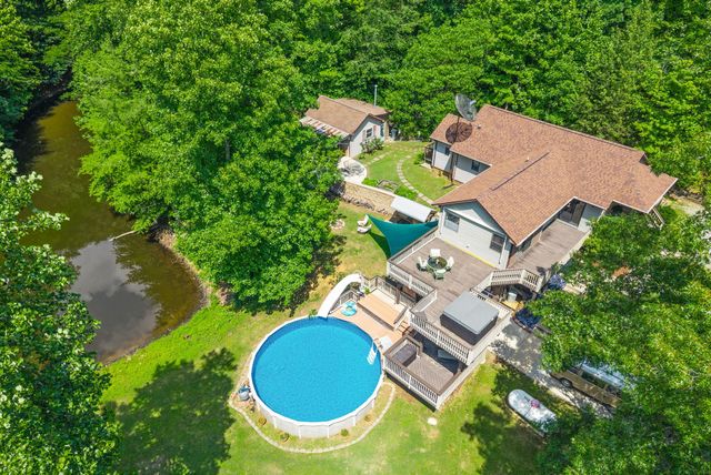 1844 Hogue Rd, Clarksville, TN 37040