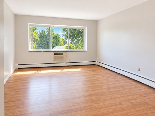 185 Salem Street 11, Medford, MA 02155