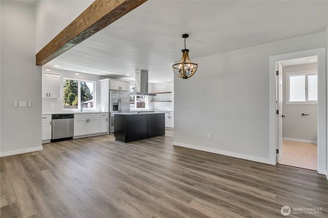 10528 25th Avenue E, Tacoma, WA 98445