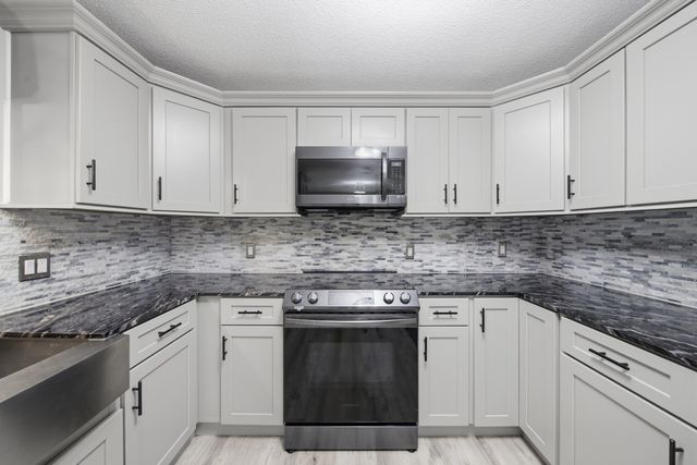 214 Dayton Street, Chicopee, MA 01013