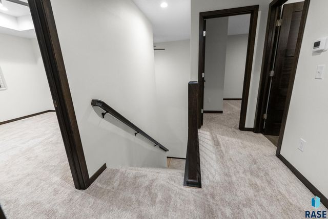 5507 W Liberator Cir Circle, Sioux Falls, SD 57107