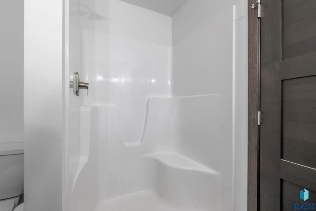 5507 W Liberator Cir Circle, Sioux Falls, SD 57107