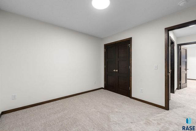 5507 W Liberator Cir Circle, Sioux Falls, SD 57107