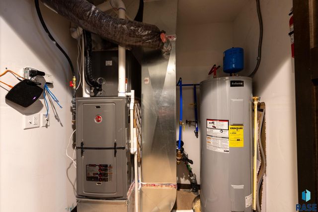 5507 W Liberator Cir Circle, Sioux Falls, SD 57107