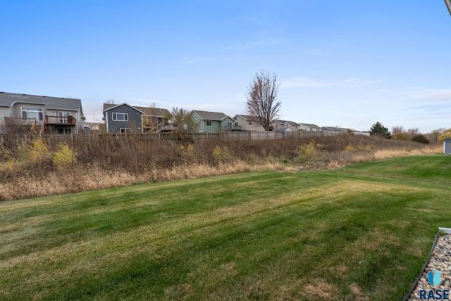 5507 W Liberator Cir Circle, Sioux Falls, SD 57107