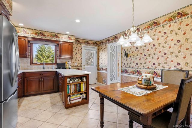 651 Andover Road, Valley Cottage, NY 10989