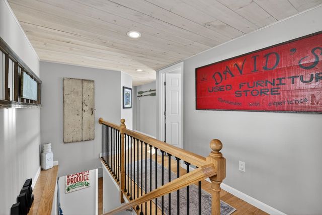 195 East Side Drive, Alton, NH 03809