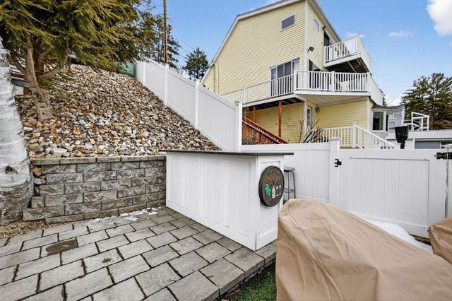 195 East Side Drive, Alton, NH 03809