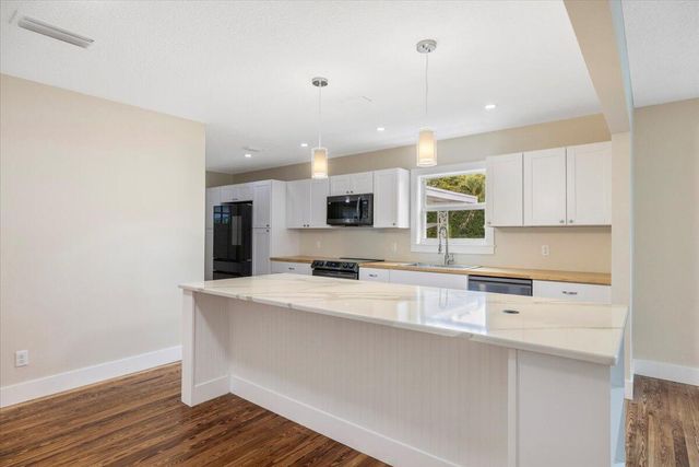 1835 24th Avenue, Vero Beach, FL 32960