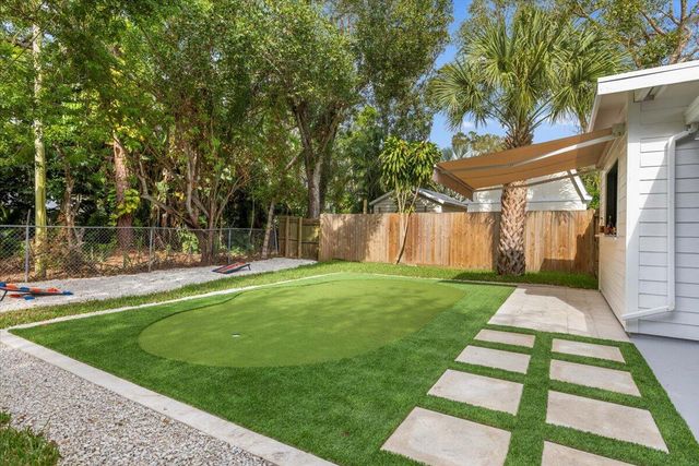 1835 24th Avenue, Vero Beach, FL 32960