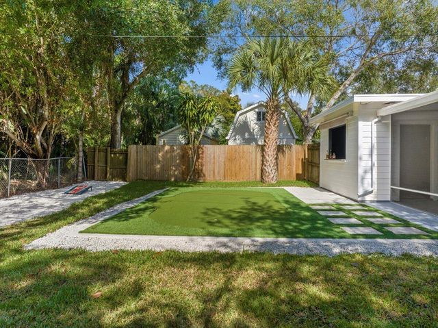 1835 24th Avenue, Vero Beach, FL 32960